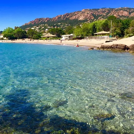 Cap Esterel - T2 Climatise Vue 4/5 Pers - Piscine - Parking شقة *