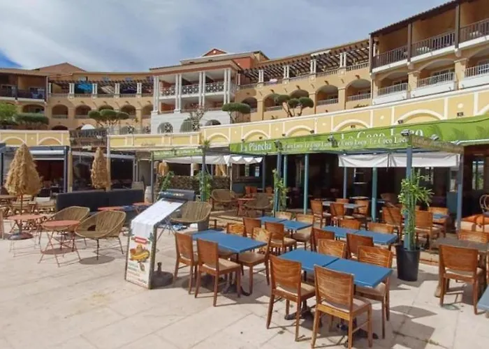 Cap Esterel - T2 Climatise Vue 4/5 Pers - Piscine - Parking * Saint-Raphaël