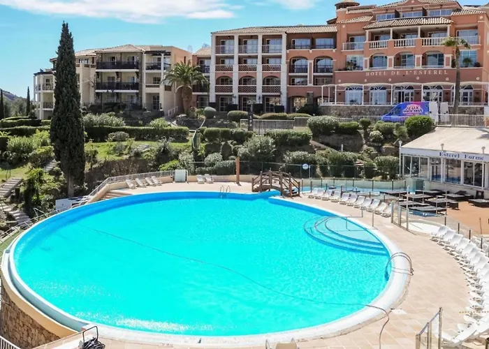 Apartamento Cap Esterel - T2 Climatise Vue 4/5 Pers - Piscine - Parking