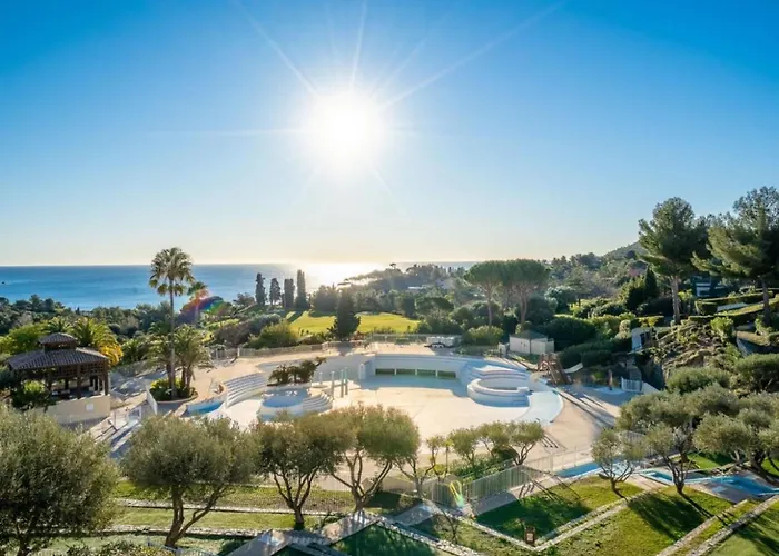 Apartamento Cap Esterel - T2 Climatise Vue 4/5 Pers - Piscine - Parking