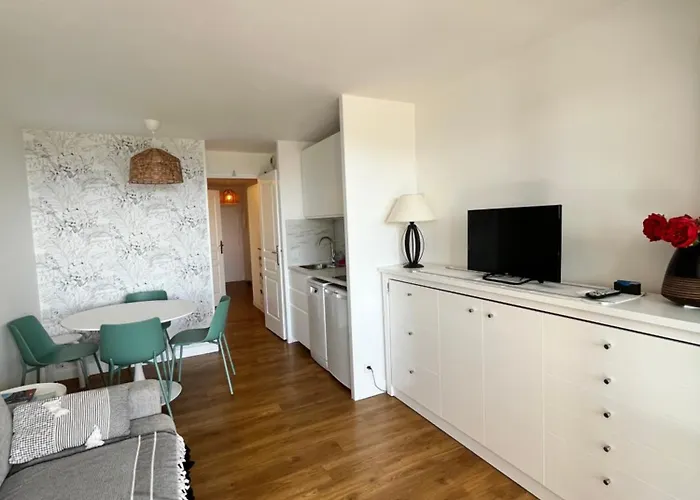 Cap Esterel - T2 Climatise Vue 4/5 Pers - Piscine - Parking Saint-Raphaël